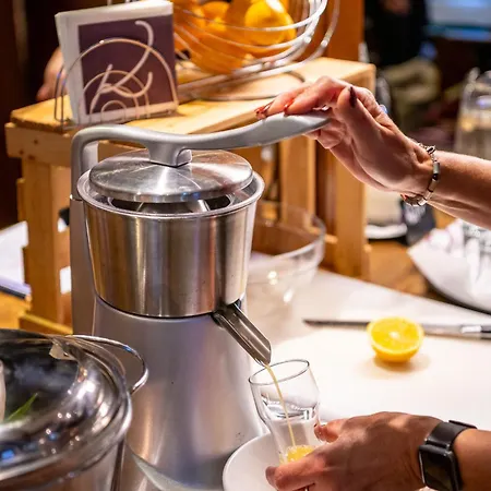 Отель Weinhotel Restaurant Klostermuehle