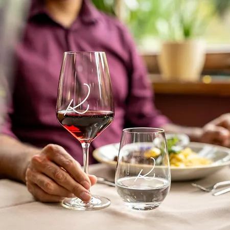 Weinhotel Restaurant Klostermuehle 3* Ockfen