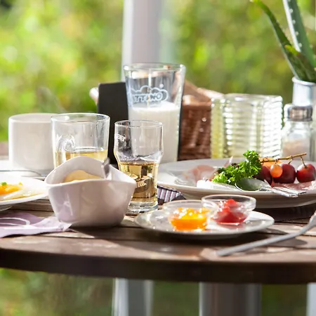 Weinhotel Restaurant Klostermuehle 酒店 3*