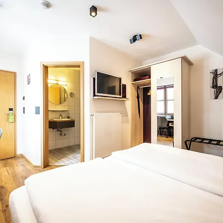 Weinhotel Restaurant Klostermuehle Отель