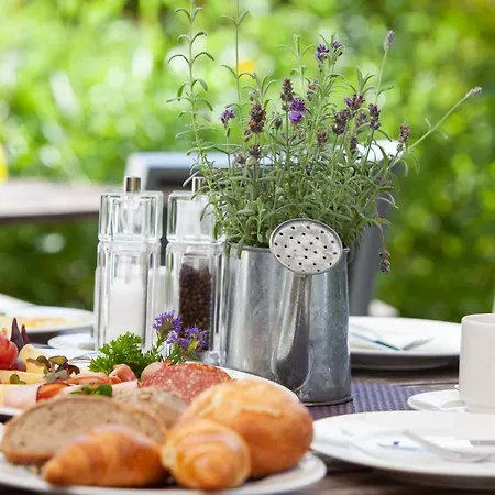 Отель Weinhotel Restaurant Klostermuehle Ockfen