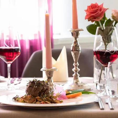 Weinhotel Restaurant Klostermuehle 酒店 3*
