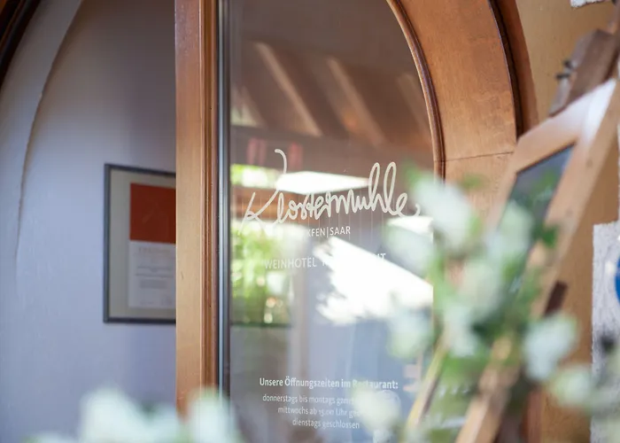Weinhotel Restaurant Klostermuehle מלון