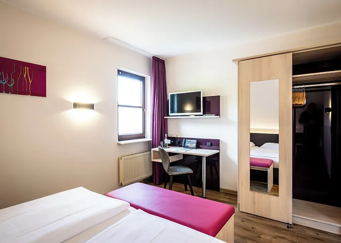 Weinhotel Restaurant Klostermuehle מלון Ockfen