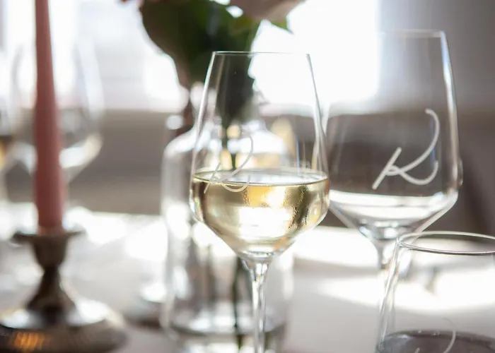 Weinhotel Restaurant Klostermuehle 3*